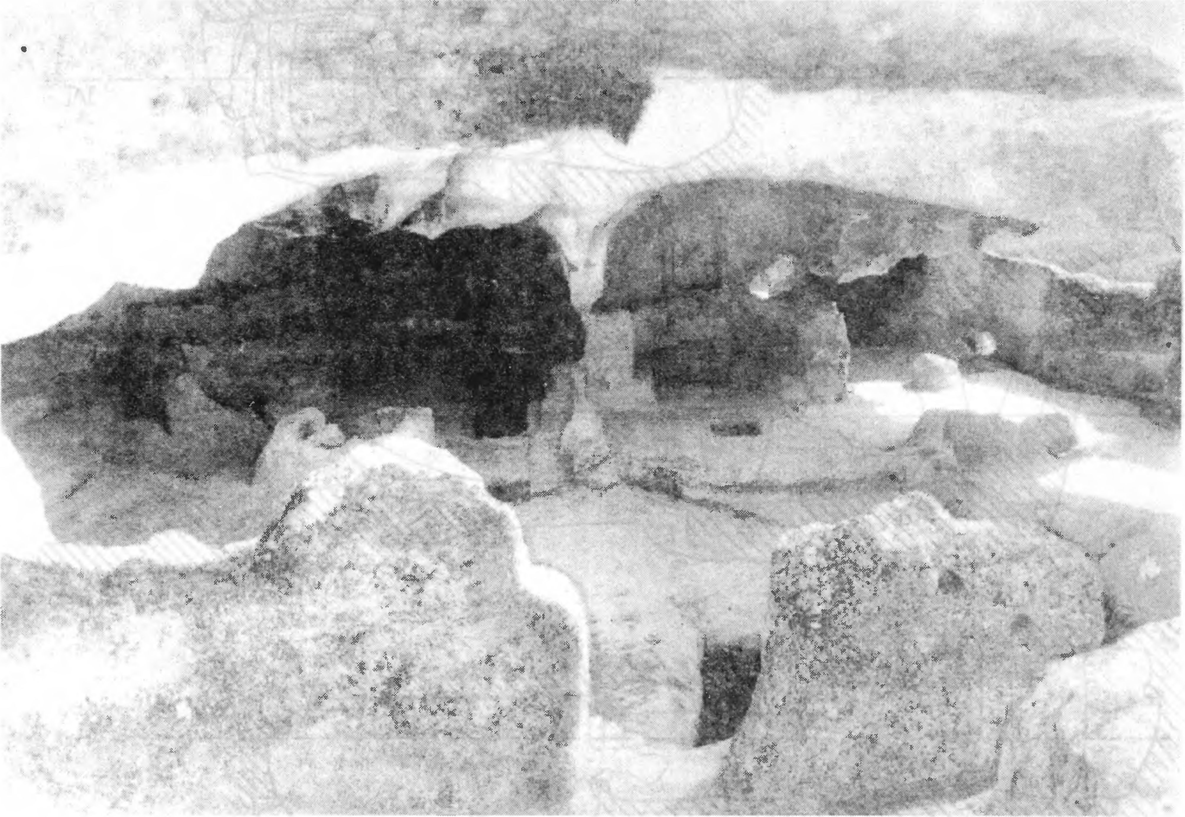 Рис. 177. Эски-Кермен. «Судилище». Обший вид Рис. 177. Эски-Кермен. «Судилище». Обший вид