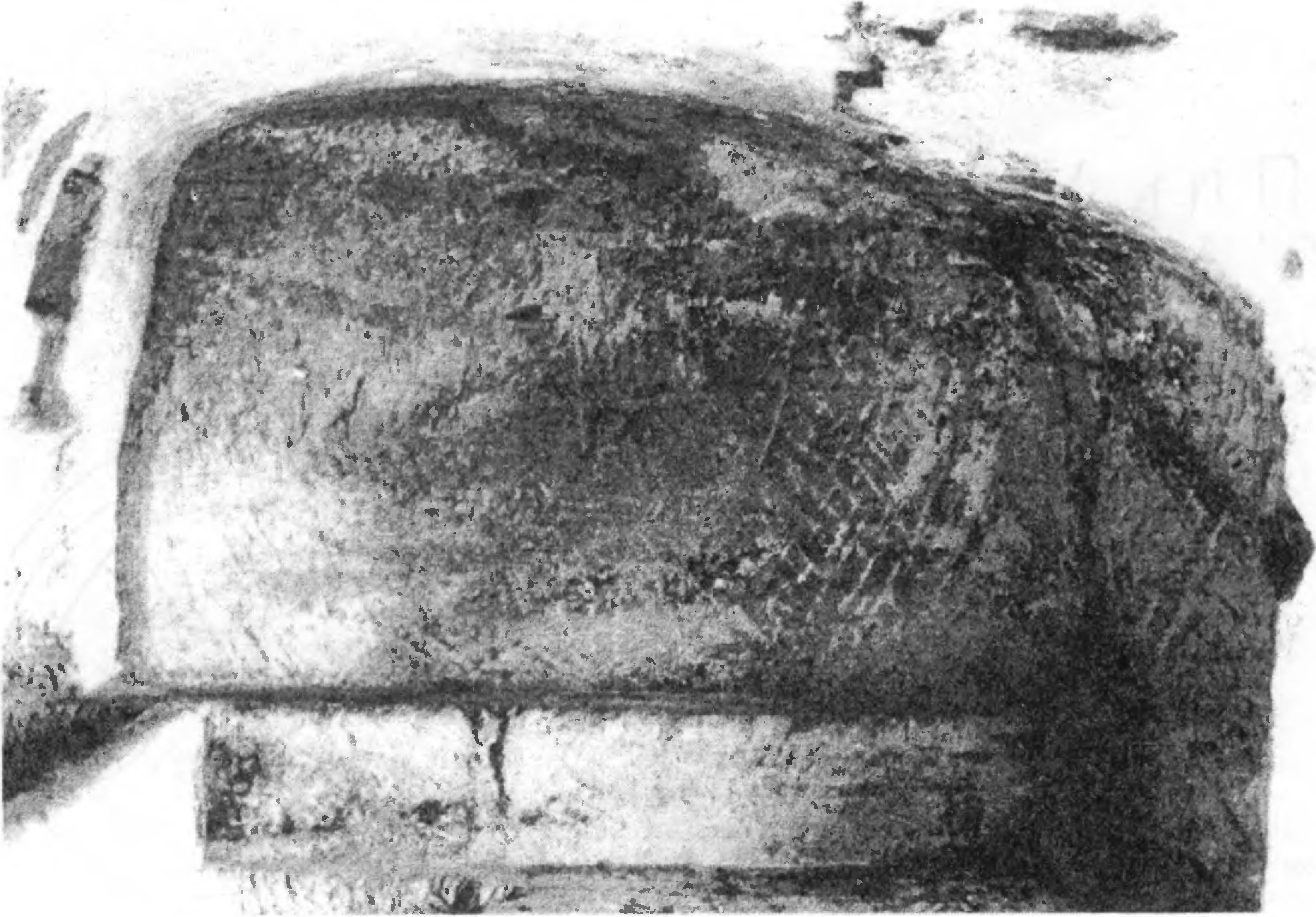 Рис. 337. Тепе-Кермен. «Церковь с ризницей». Западная стена Рис. 337. Тепе-Кермен. «Церковь с ризницей». Западная стена
