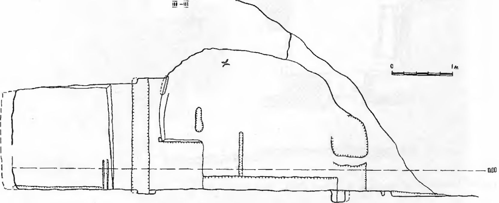 Рис. 95. Инкерман. Загайтанская скала. Церковь № 11. Разрез III—III Рис. 95. Инкерман. Загайтанская скала. Церковь № 11. Разрез III—III