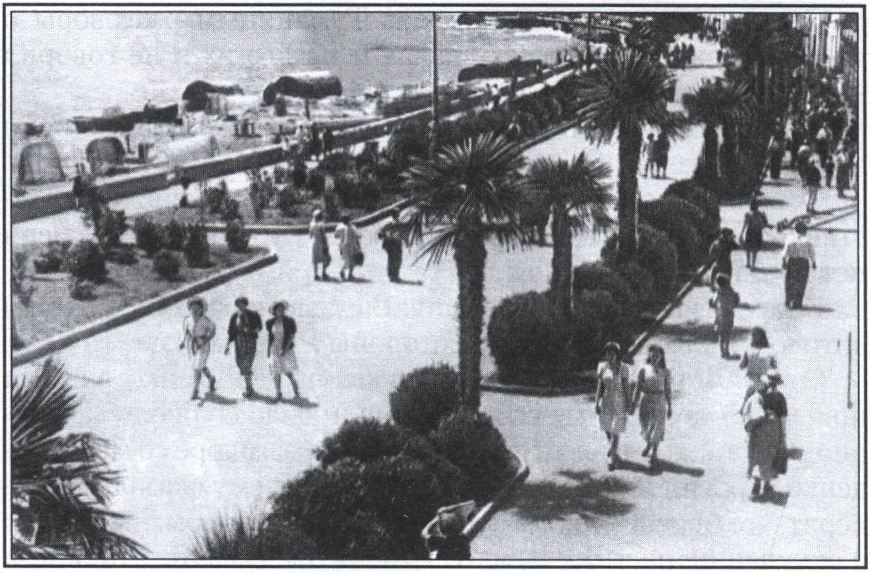 Набережная Ялты. 1950-е гг. Набережная Ялты. 1950-е гг.